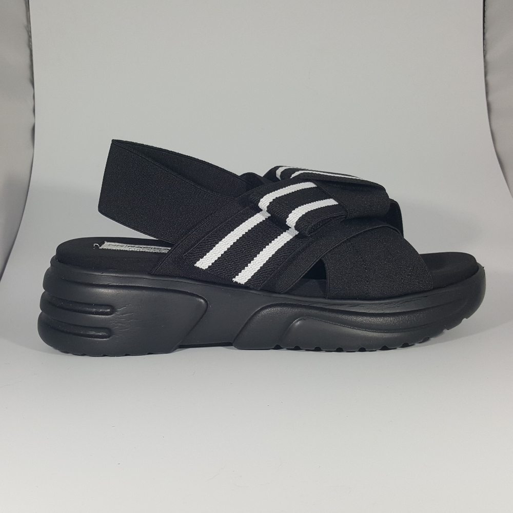 NR Rapisardi Cross Band Sandal with Bow Detail